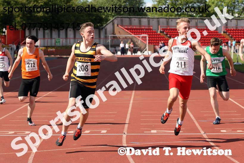 Boys under-15s 200 metres, North Eastern Champs, Gateshead Stadium. Photo: David T. Hewitson/Sports for All Pics